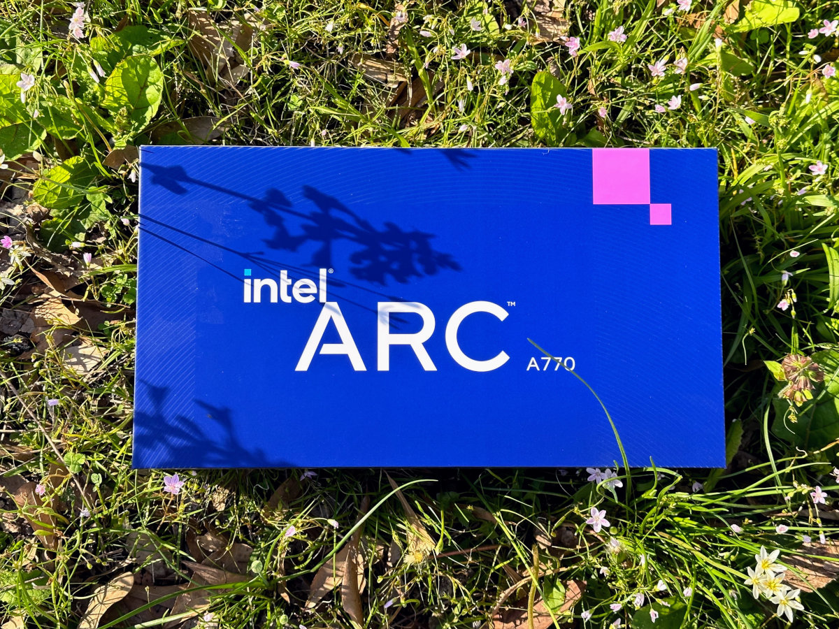 The Intel Arc A700 Box